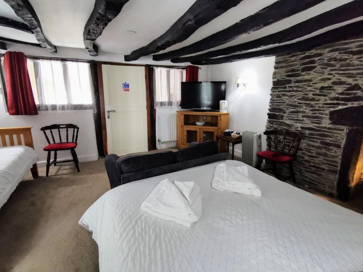 The Darlington Hotel Camelford Exteriör bild